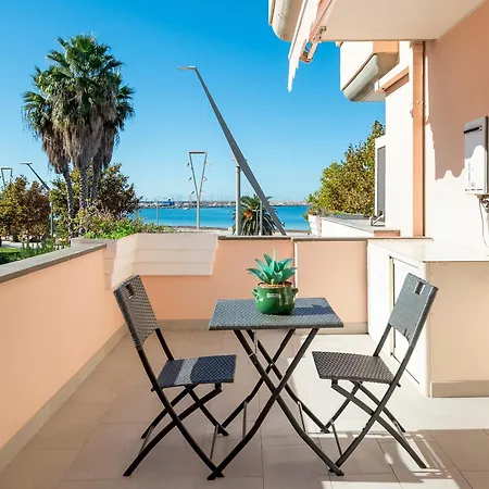 Sole & Mare - Terrazza Fronte Mare *