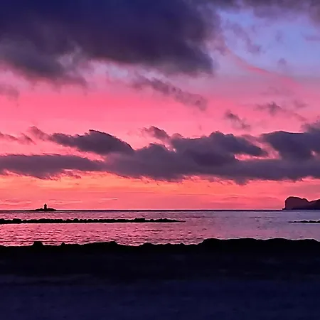 Sole & Mare - Terrazza Fronte Mare アパート