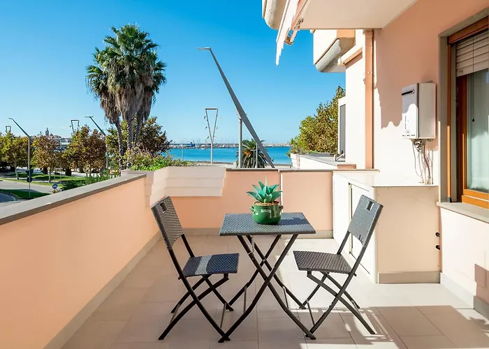 Sole & Mare - Terrazza Fronte Mare *