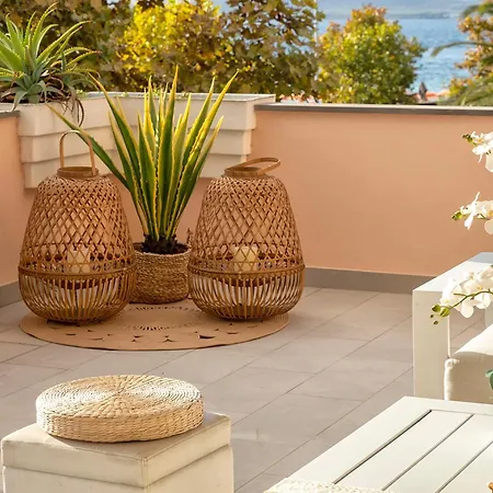 Sole & Mare - Terrazza Fronte Mare Apartmán *